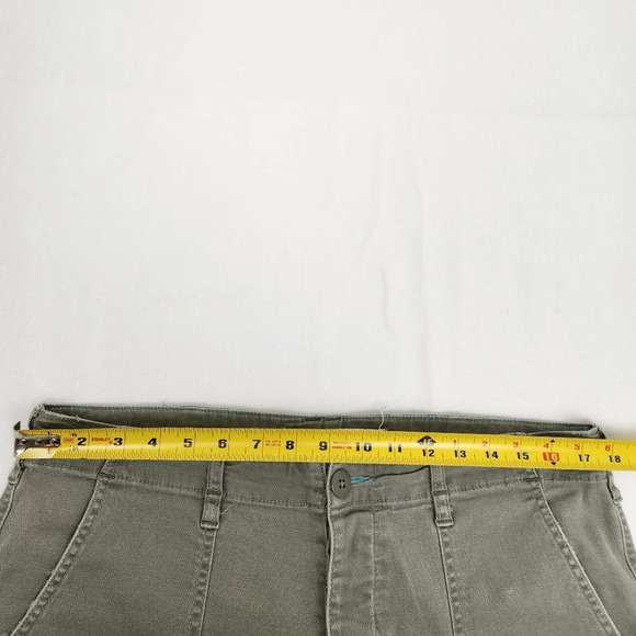 American Eagle Cropped Style Olive Shorts - Picture 10 of 11